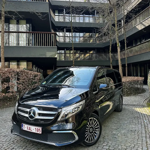 FirstClass Limousine Brussels - fleet and chauffeur services