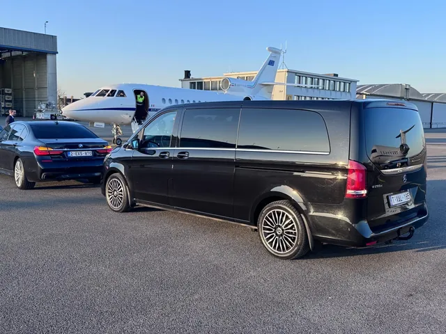 FirstClass Limousine Brussels - fleet and chauffeur services