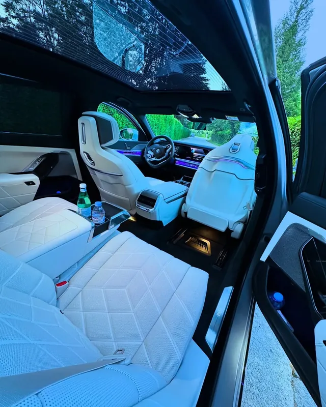 FirstClass Limousine Brussels - fleet and chauffeur services